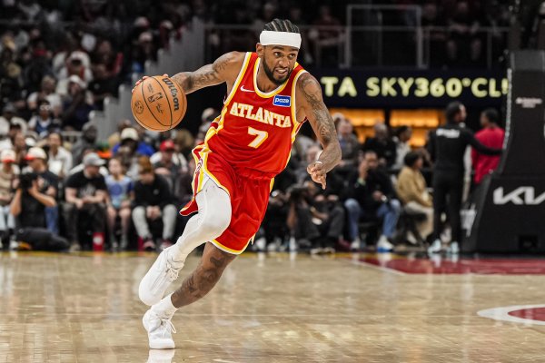 线上股票配资炒股网 稳定输出！亚历山大-沃克13投7中 砍下18分2断&正负值+29